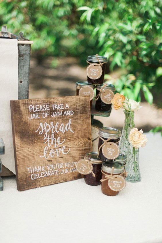 Minis pots en verre pour invités 